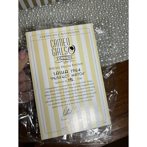 CAMEO GIRL “Perfect Match” SASHA, 1964, 396/750 MIB With COA - Picture 10 of 10